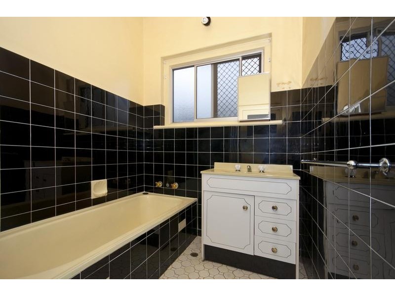 22 West Street, Queenstown SA 5014