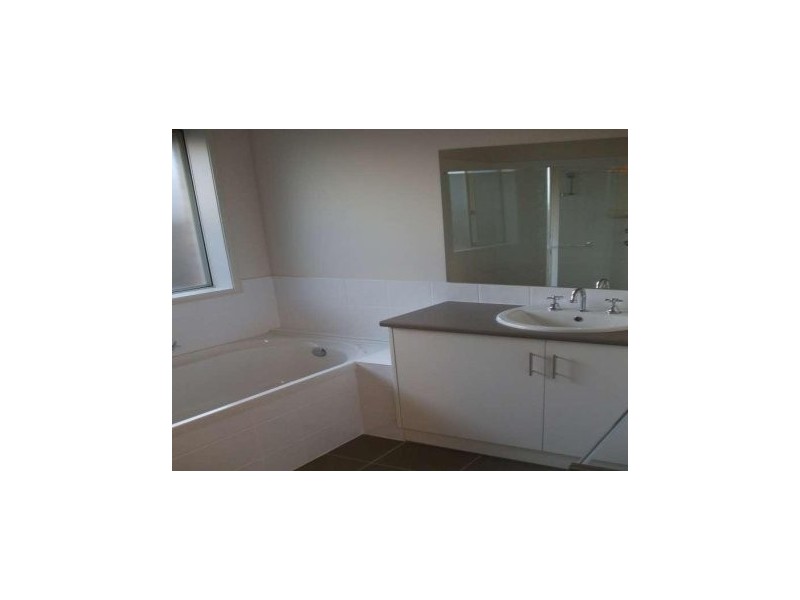 84 Burton Road, Paralowie SA 5108