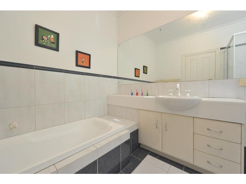 2C Stanford Avenue, Novar Gardens SA 5040