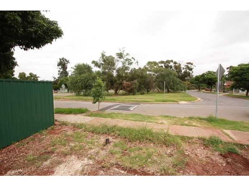 37 Catalina Road, Elizabeth East SA 5112