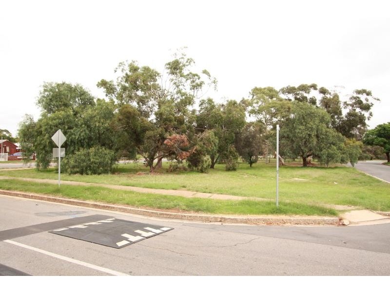 37 Catalina Road, Elizabeth East SA 5112