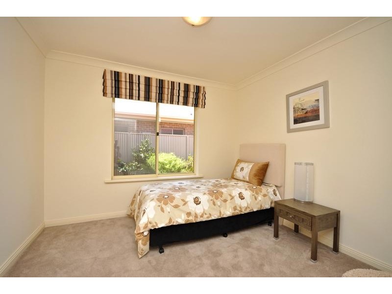 190 President Avenue, Andrews Farm SA 5114