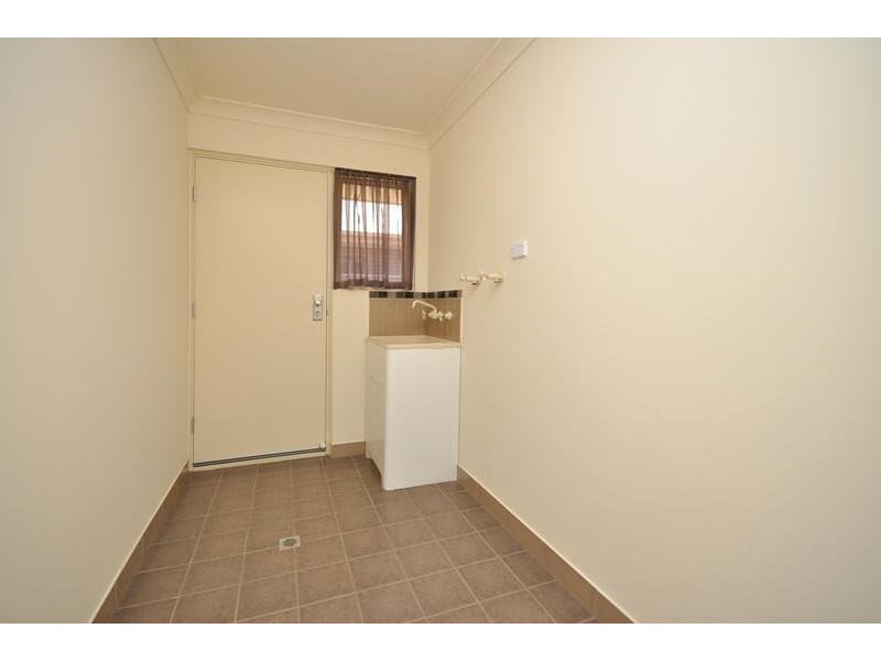 190 President Avenue, Andrews Farm SA 5114