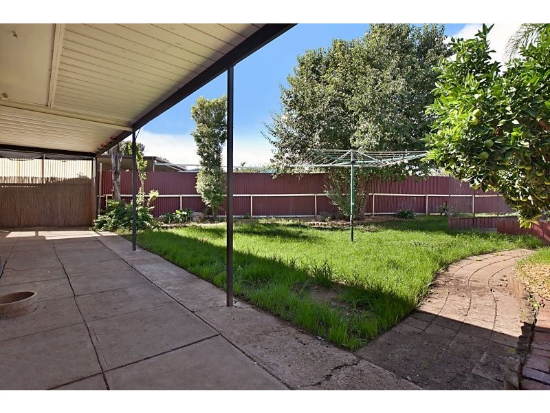 14 Mayo Crescent, Salisbury Downs SA 5108