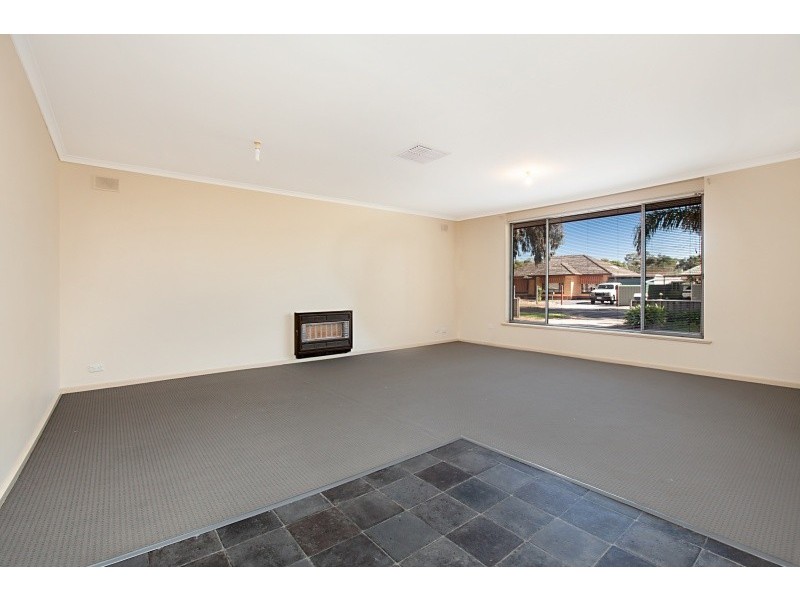 14 Mayo Crescent, Salisbury Downs SA 5108