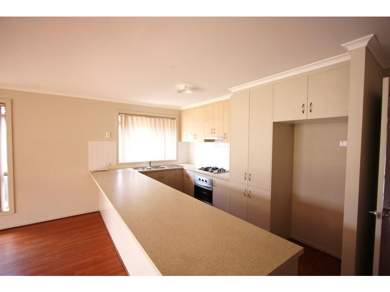 12 Almond Circuit, Munno Para West SA 5115