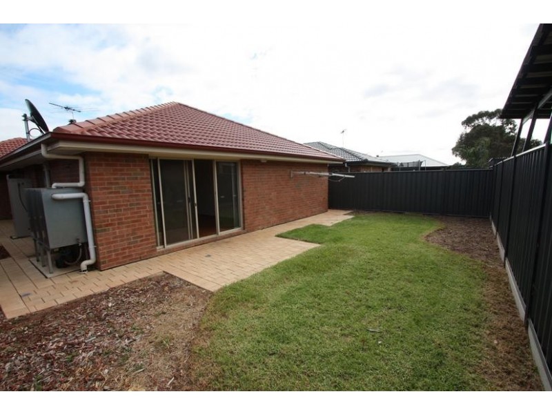 12 Almond Circuit, Munno Para West SA 5115