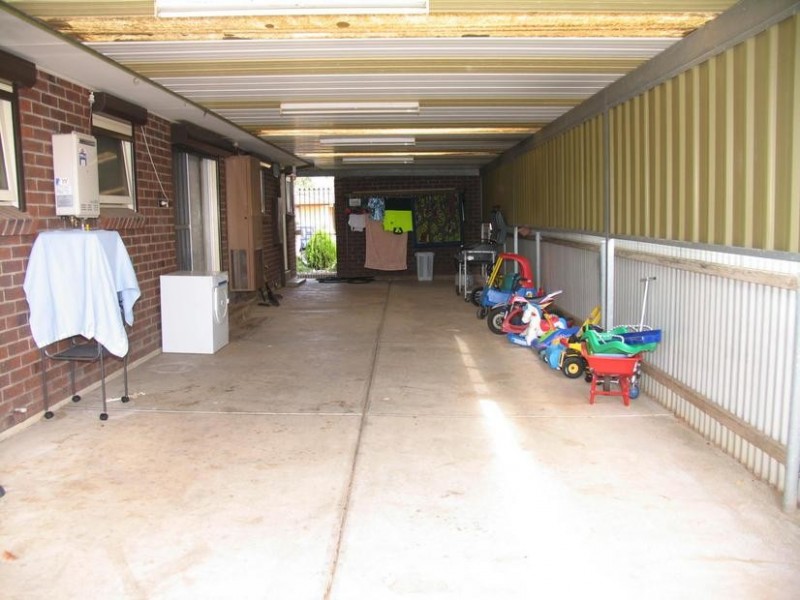 18 Tintara Road, Paralowie SA 5108