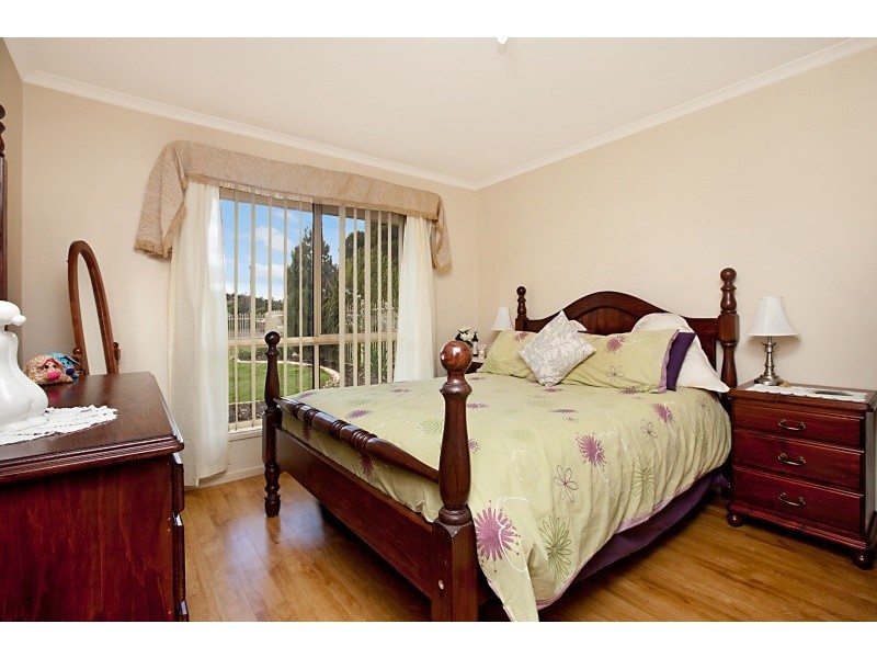 6 Winzor Place, Salisbury SA 5108