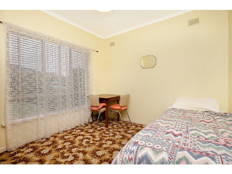 37 Rialto Avenue, Para Hills SA 5096
