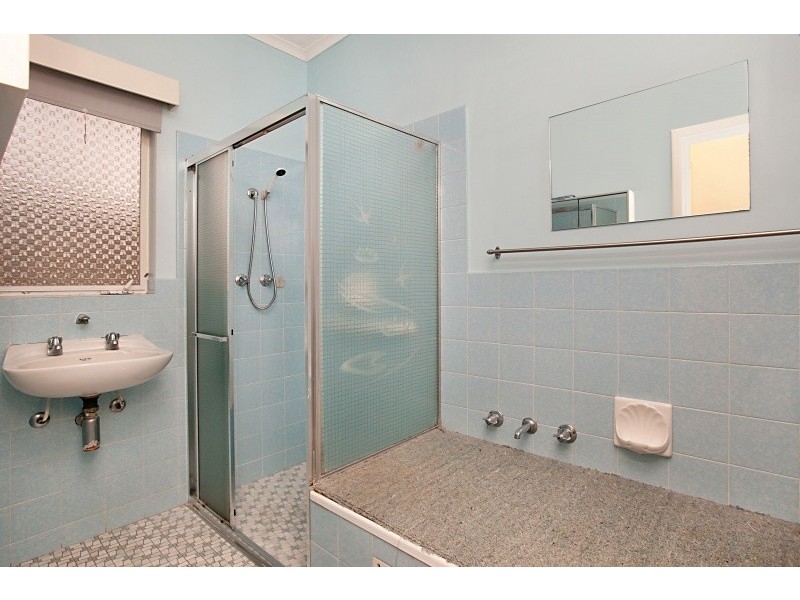 37 Rialto Avenue, Para Hills SA 5096