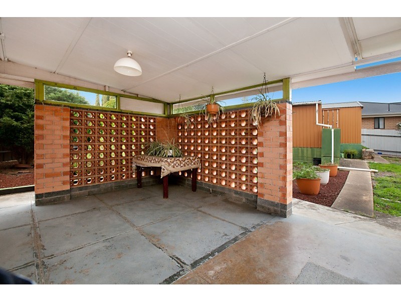 37 Rialto Avenue, Para Hills SA 5096
