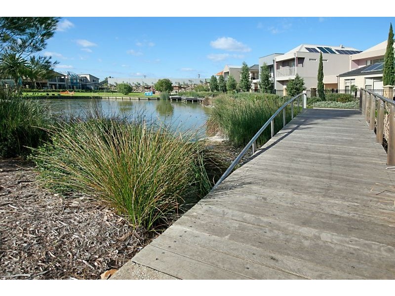 18 Hummock Lane, Mawson Lakes SA 5095