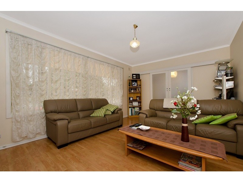 17 Piccadilly Road, Salisbury East SA 5109