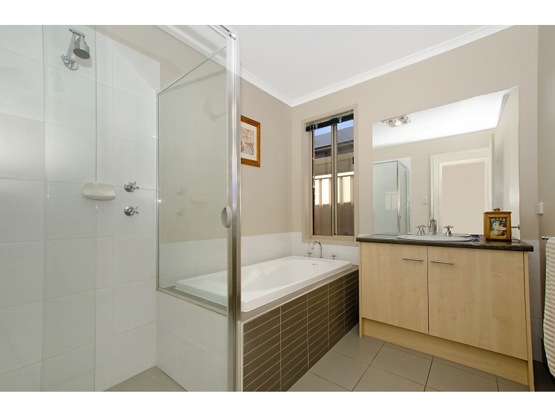 42 Banff Street, Burton SA 5110