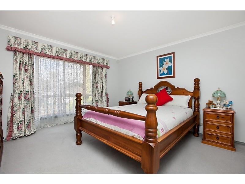 9 Yulan Court, Greenwith SA 5125