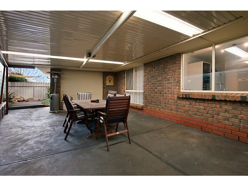 9 Yulan Court, Greenwith SA 5125