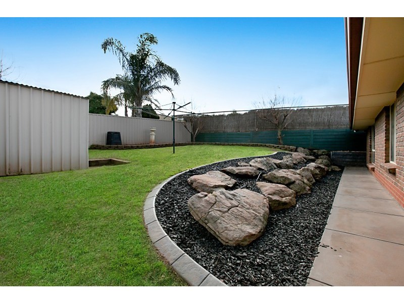 9 Yulan Court, Greenwith SA 5125