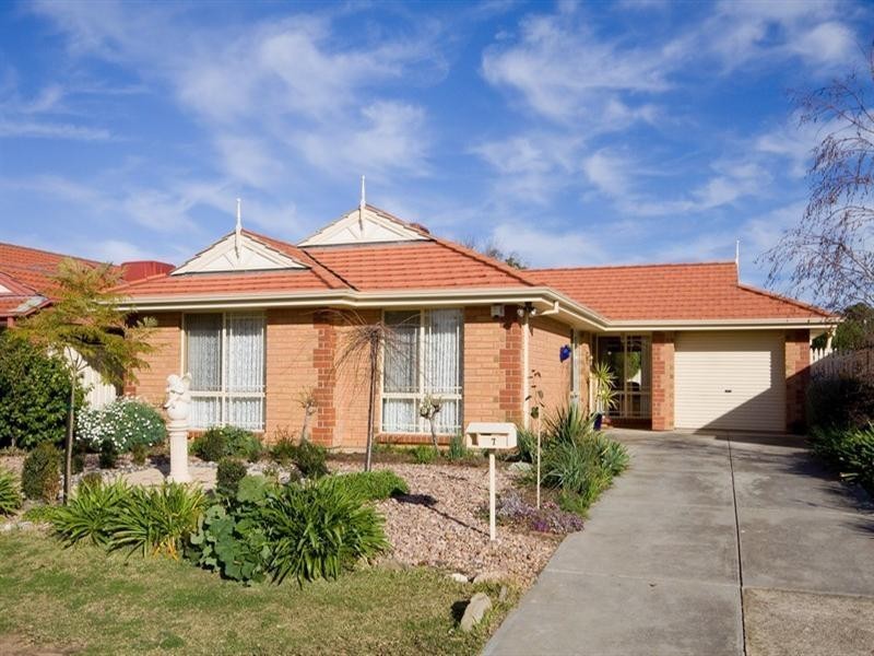 7 Springwood Avenue, Parafield Gardens SA 5107