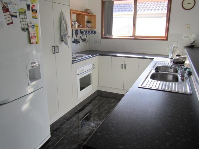 26 Lakeside Drive, Paralowie SA 5108