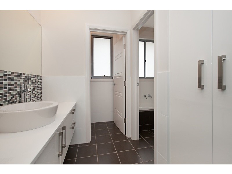 20 Mowbray Street, Mawson Lakes SA 5095