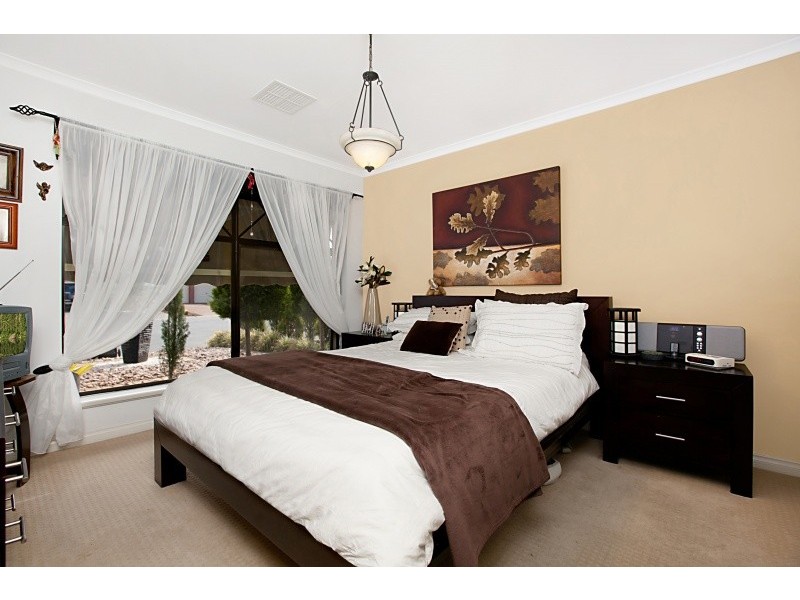 2 Wisteria Grove, Felixstow SA 5070