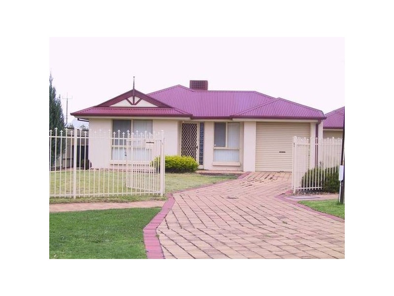 6 Winzor Place, Salisbury SA 5108