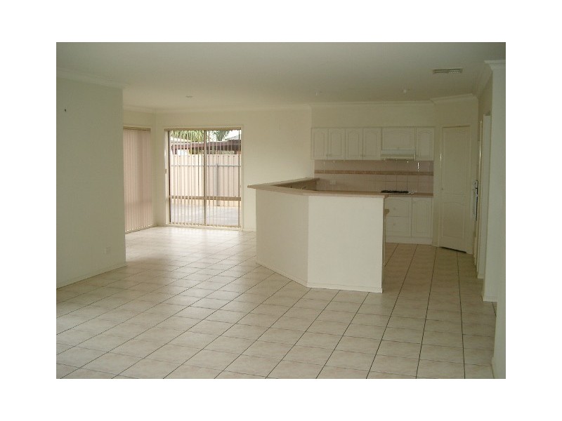 7 Lakeview Drive, Parafield Gardens SA 5107