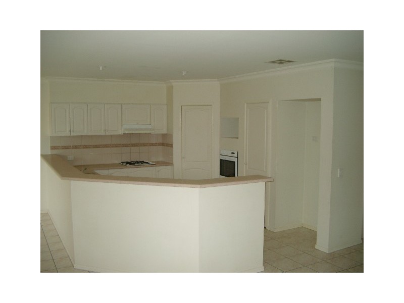 7 Lakeview Drive, Parafield Gardens SA 5107