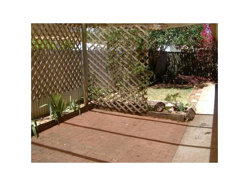 68 Canterbury Drive, Salisbury Heights SA 5109