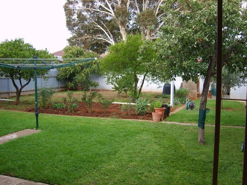 38 The Strand, Brahma Lodge SA 5109