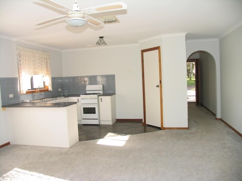 16 Jane Crescent, Salisbury SA 5108