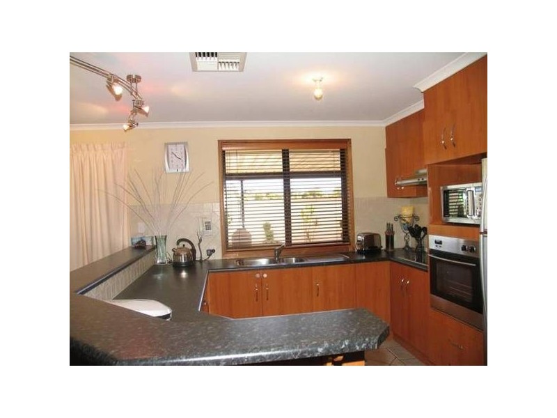 18 Thorne Street, Paralowie SA 5108