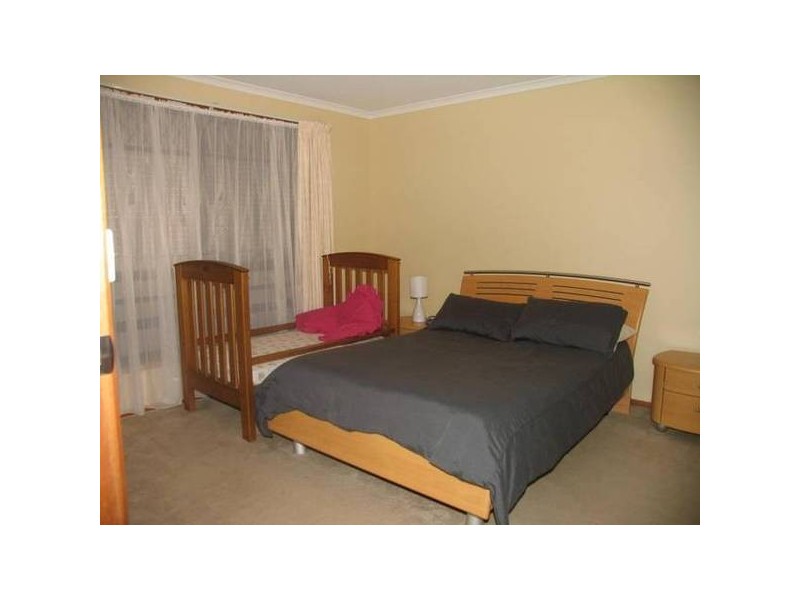 18 Thorne Street, Paralowie SA 5108