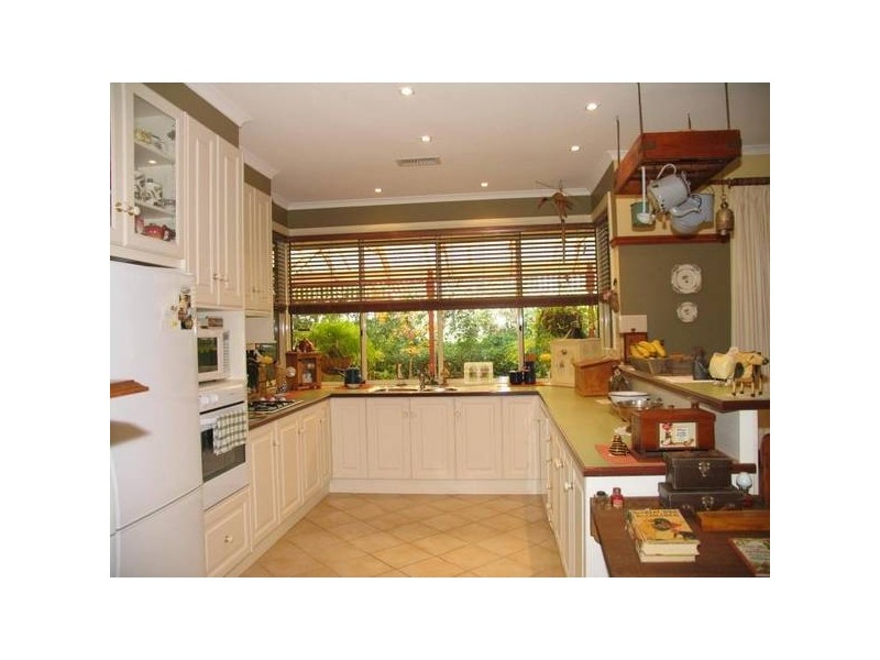 15 Keane Court, Evanston Park SA 5116