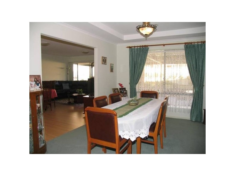 Linear Crescent, Walkley Heights SA 5098