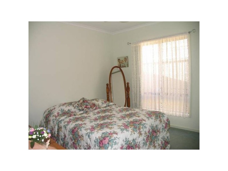 Linear Crescent, Walkley Heights SA 5098