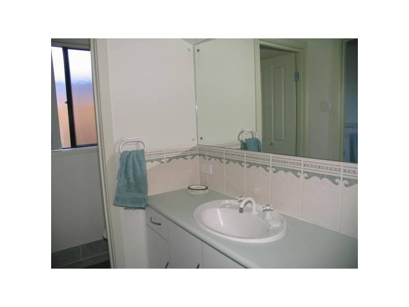 Linear Crescent, Walkley Heights SA 5098