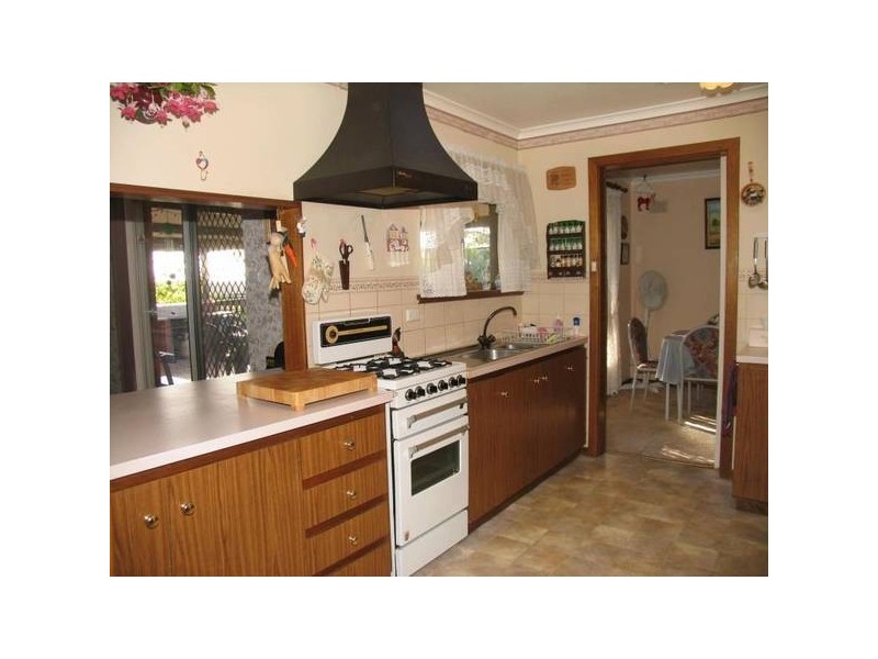 28 Hawker Street, Elizabeth East SA 5112