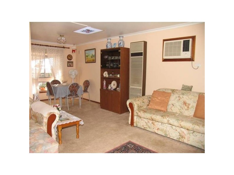 28 Hawker Street, Elizabeth East SA 5112