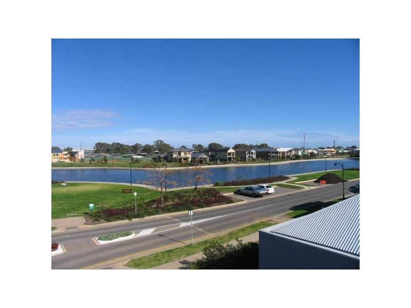 Mawson Lakes Blvd, Mawson Lakes SA 5095