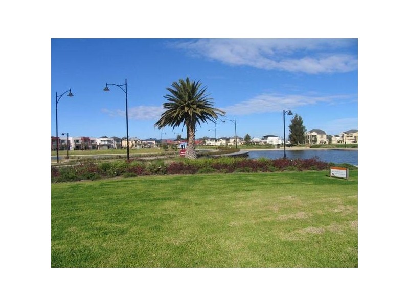 Mawson Lakes Blvd, Mawson Lakes SA 5095