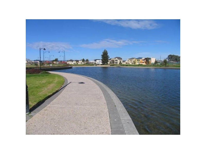 Mawson Lakes Blvd, Mawson Lakes SA 5095