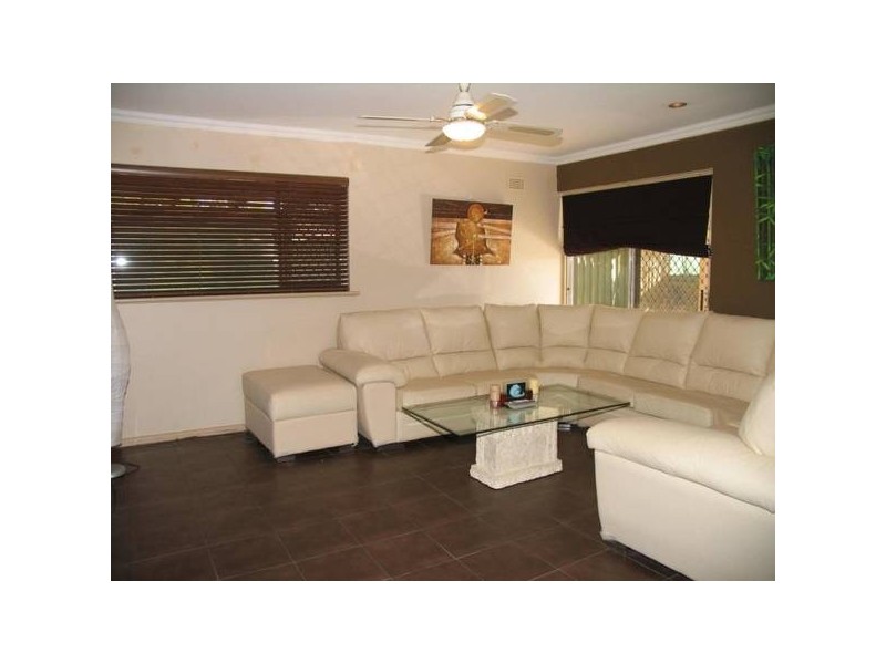 13 Coach Street, Salisbury East SA 5109