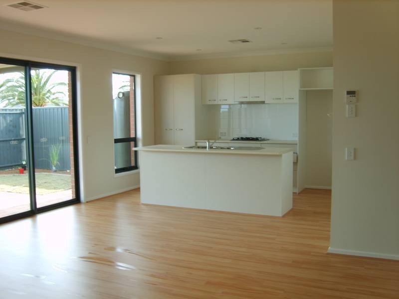 4/105 Springbank Blvd, Burton SA 5110