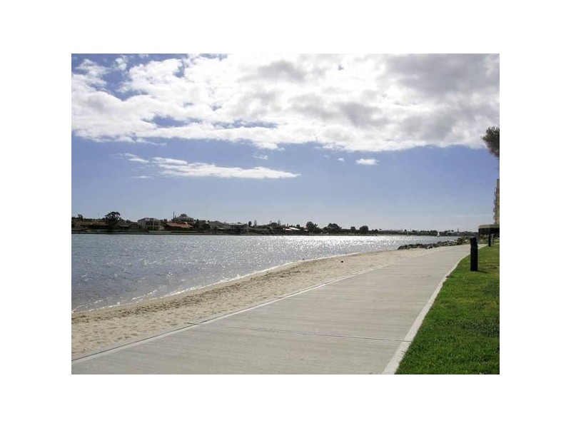 7/13 Sportsman Drive, West Lakes SA 5021