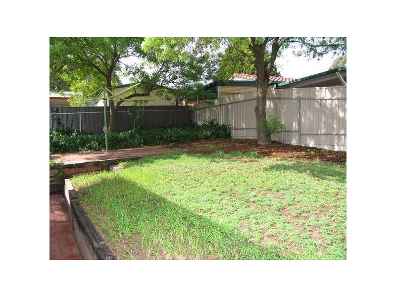 18 Lumsden Avenue, Ridgehaven SA 5097