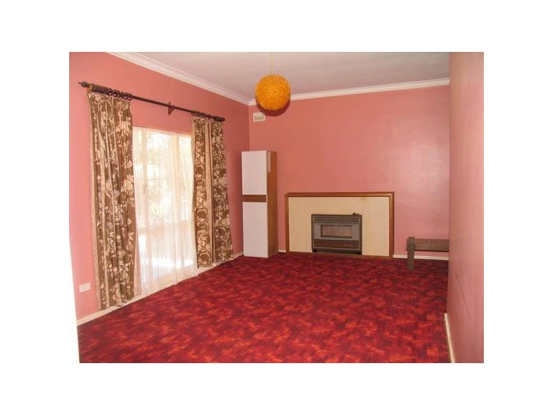 25 Marleycombe Road, Elizabeth Vale SA 5112