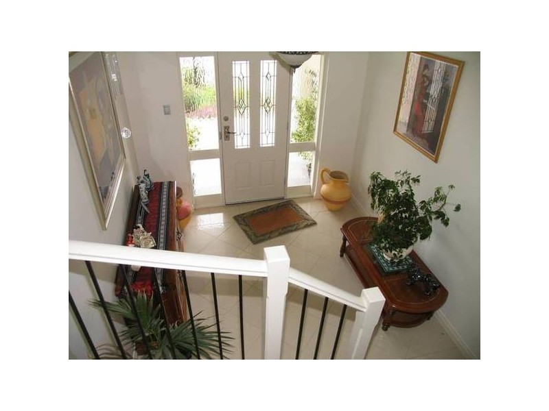 28 Windermere Crescent, Mawson Lakes SA 5095