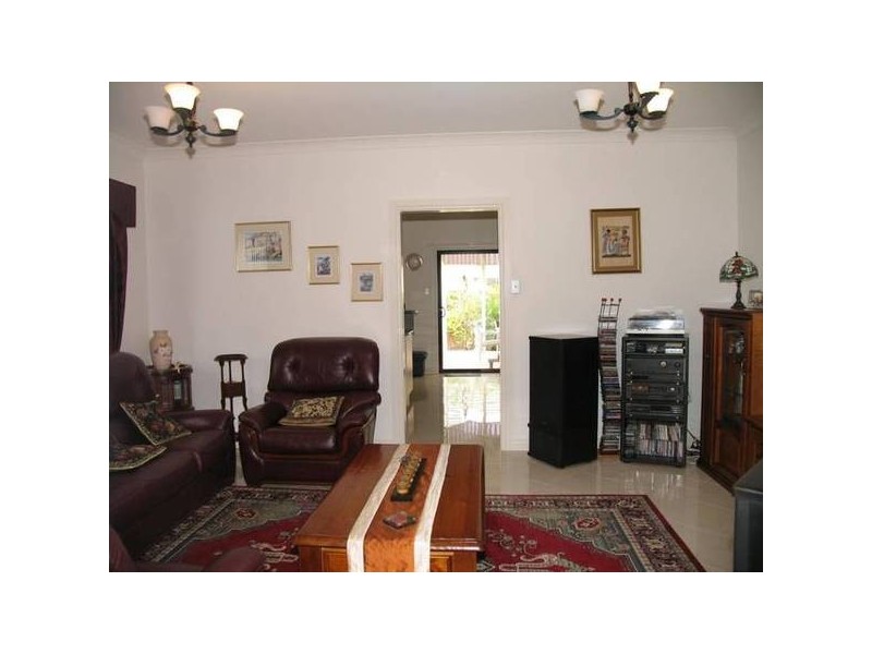 28 Windermere Crescent, Mawson Lakes SA 5095